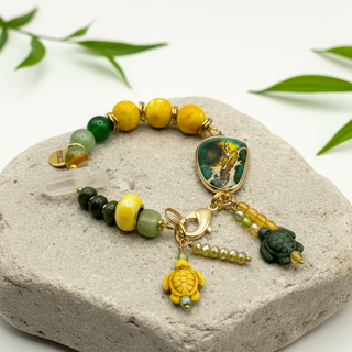 LITTLE TURTLES™ handmade turtle bracelet with jasper and peridot gemstones by Resist2it